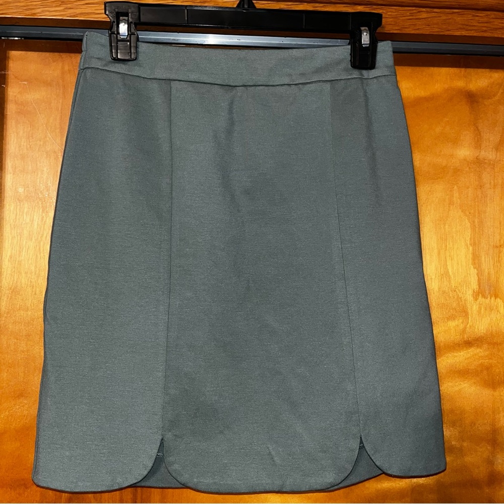 Skies Are Blue Midi Skirt-Green